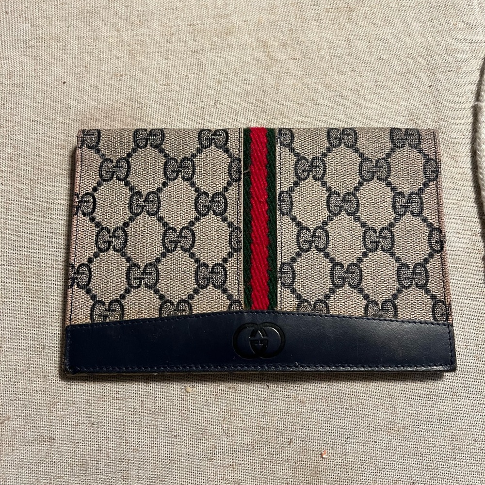 Gucci wallet used